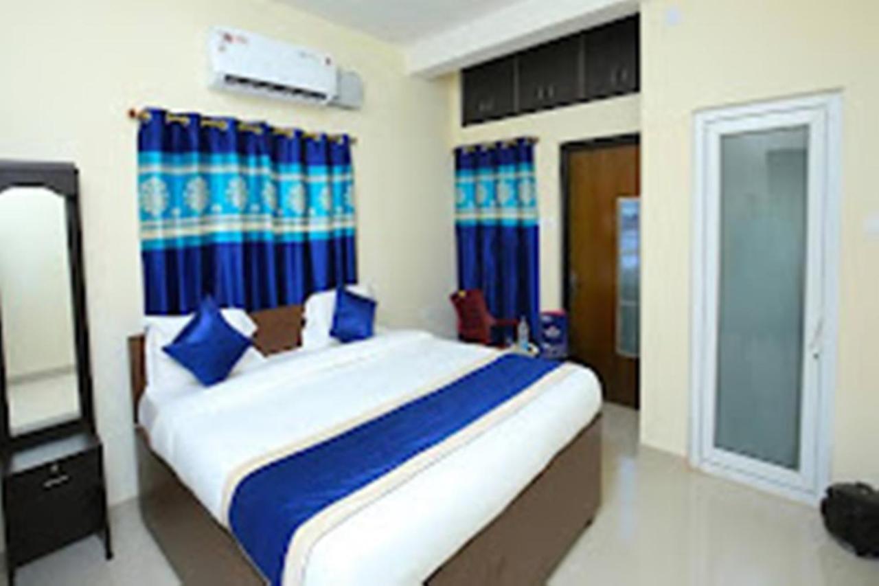 Hotel Paradise Inn Nagaon  Exterior photo